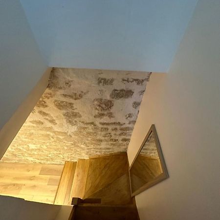 Modern And Warm Fully Renovated Split Level Apart Steps Away From The Grands Boulevard Apartment Paris Exterior foto